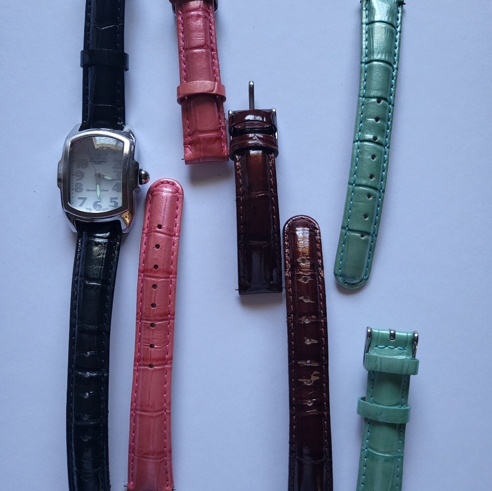 Invicta Watch Set Needs Battery - image 1